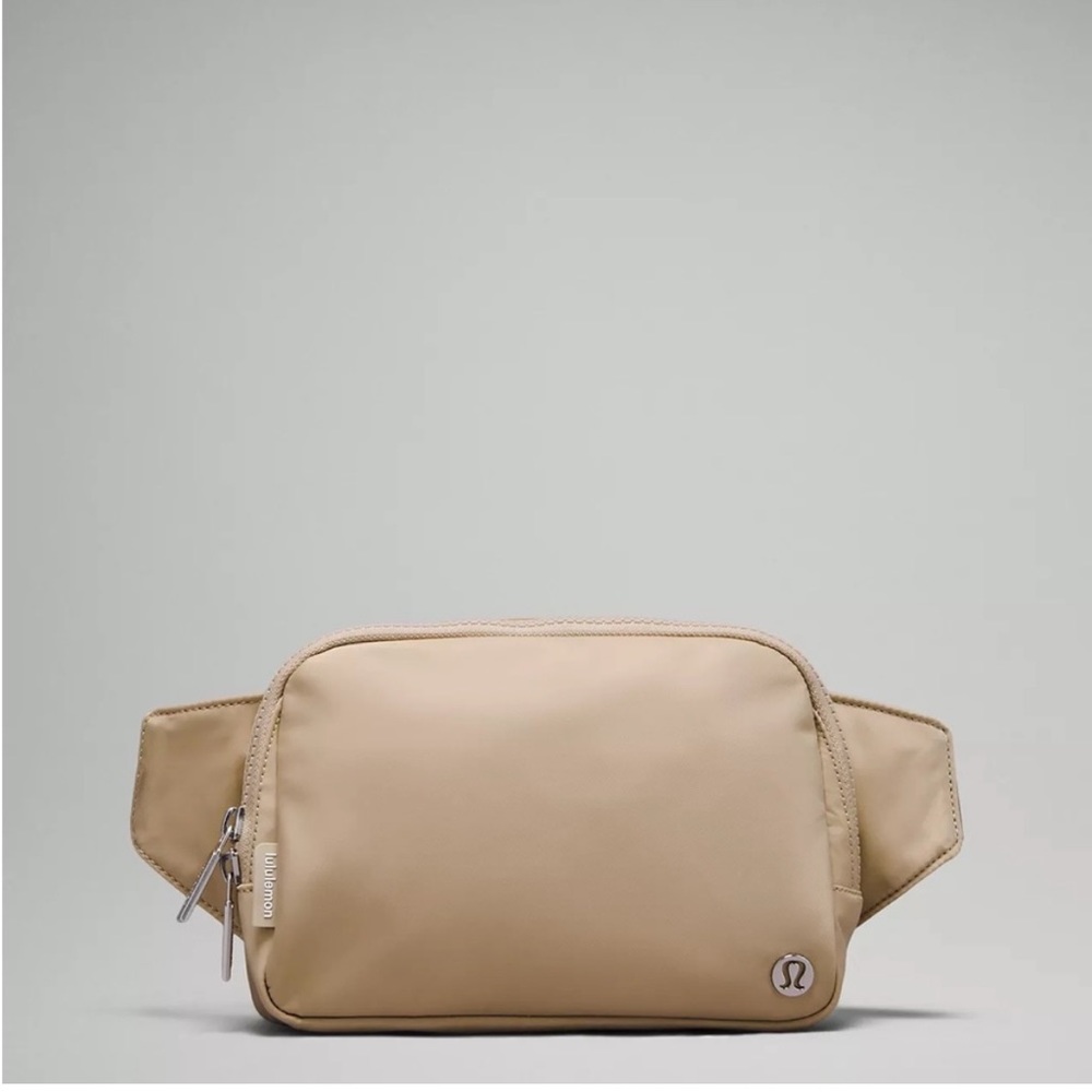 Lululemon Everywhere Belt Bag Large 2L